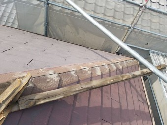 屋根 重ね葺き カバー工法 金属屋根