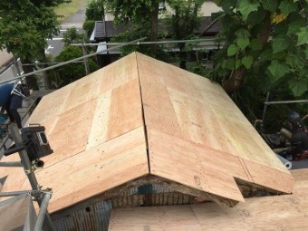 屋根 葺き替え ガルバリウム鋼板 雨漏り