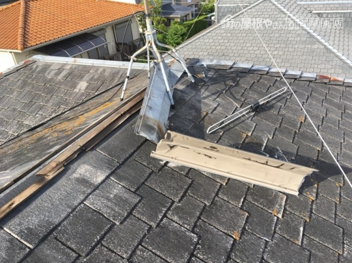 棟板金の飛散