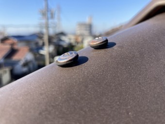 ビスの浮き上り