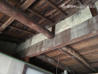 雨漏れ 散水試験