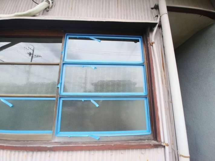 木製サッシからの雨漏り