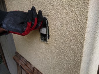 玄関の押し釦 交換工事