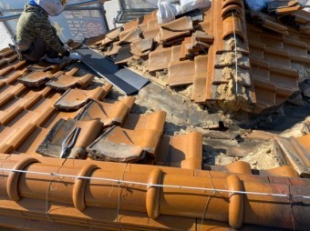 谷板金の穴あき 谷交換