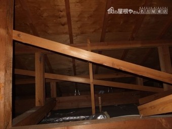 小屋裏 確認