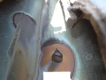 谷板金取替え