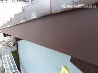 破風板金巻き