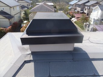屋根 換気塔 点検