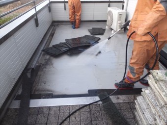 バルコニー 水洗い