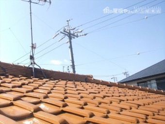 瓦屋根