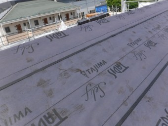 スーパーガルテクトフッ素 重ね葺き工事