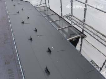 スーパーガルテクトフッ素 重ね葺き工事