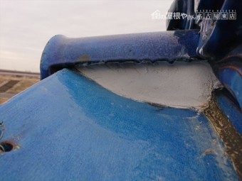 屋根漆喰工事 棟下漆喰