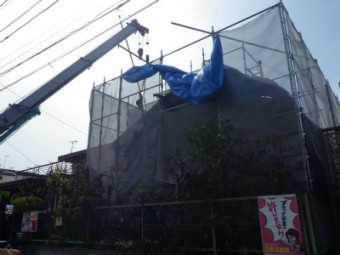瓦めくり
