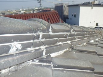 瓦屋根