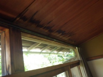 板金屋根雨漏れ