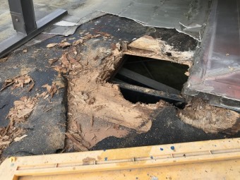 屋根葺き替え工事