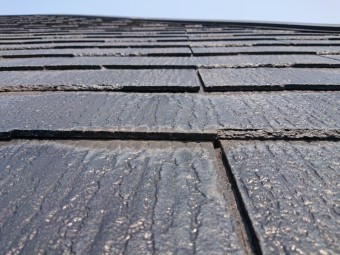 台風シーズンに備えて屋根の点検