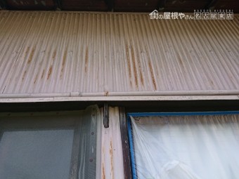 波トタンの塗装工事