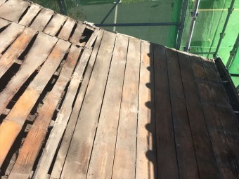 ガルバリウム鋼板 防水シート 葺き替え