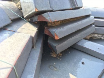屋根の調査 瓦の不具合