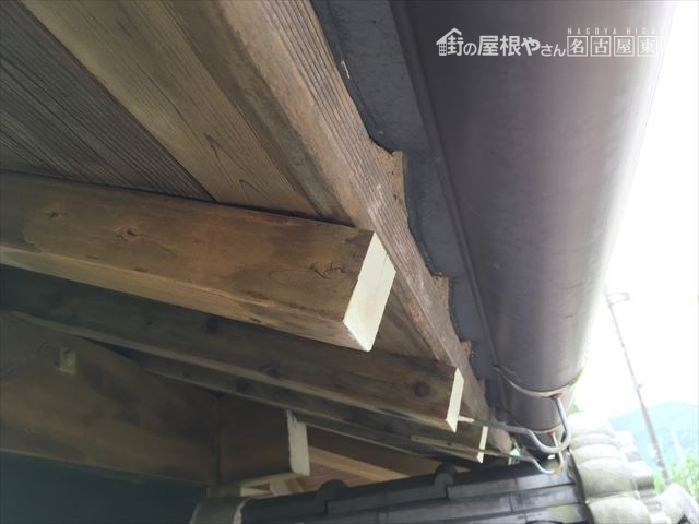 雀口の漆喰