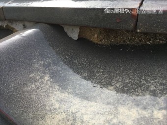 瓦屋根 漆喰 剥離 雨漏り