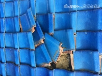 台風被害 瓦のめくれ