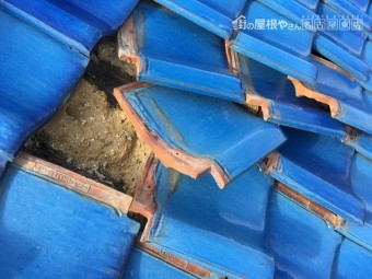 台風被害 瓦のめくれ