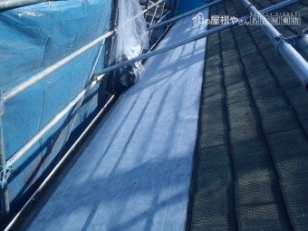 粘着ルーフィング