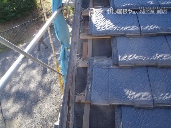 屋根袖瓦
