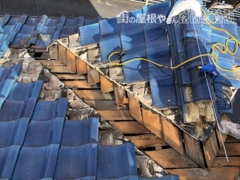 谷板金交換工事
