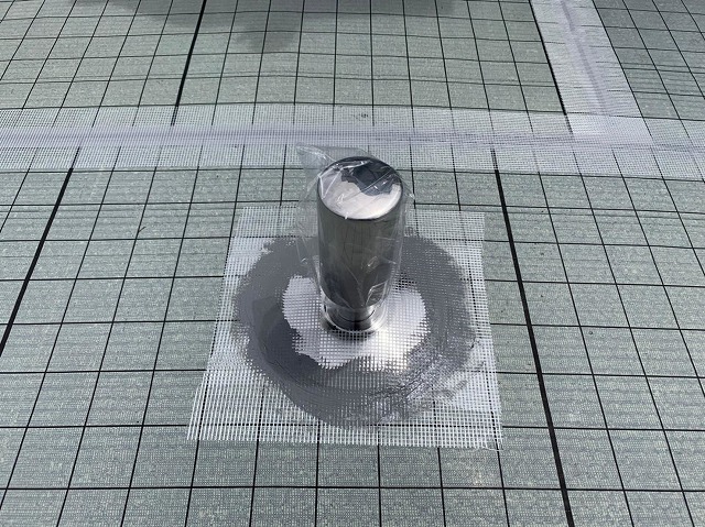 脱気筒を装着した様子