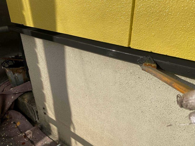 水切り板金の塗装