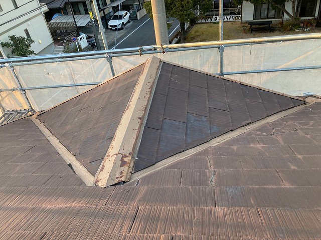 雨漏りしたカラーベスト屋根