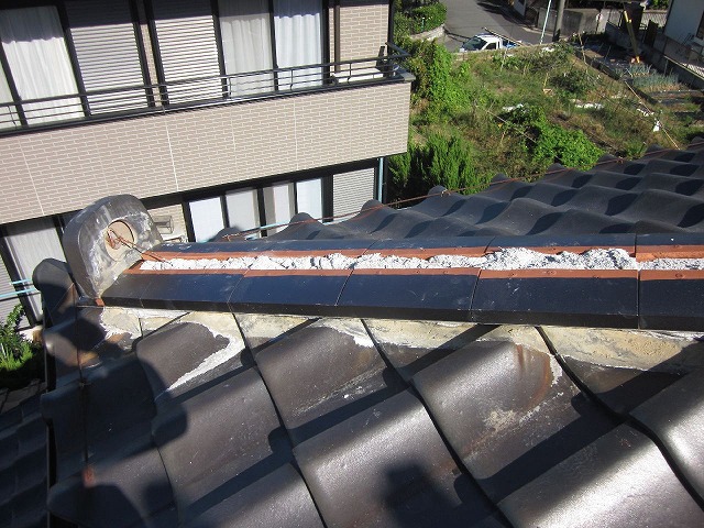 棟瓦の補修もおまかせ