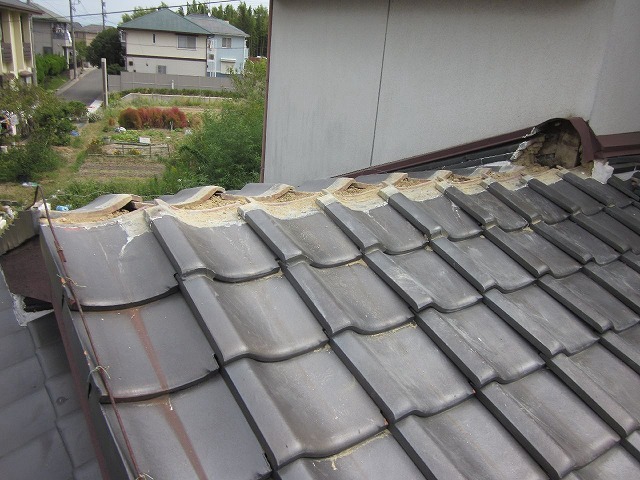 未了　2-②名古屋市緑区にて棟瓦を解体後に積み直し！南蛮漆喰を使った施工の様子をご紹介
