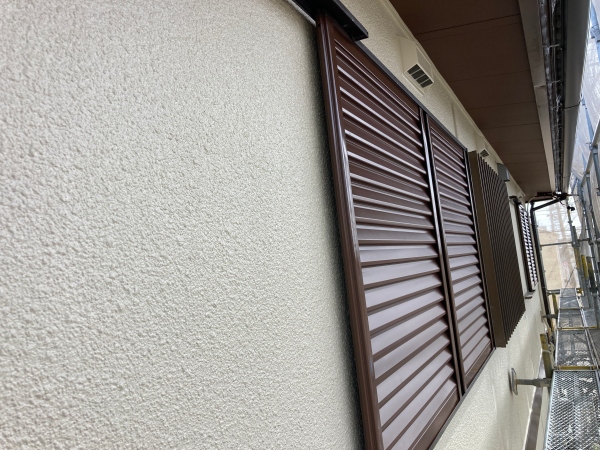 名古屋市千種区で屋根と外壁の塗装と雨樋を新しく交換しました