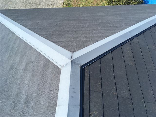 尾張旭市で塗装の必要なスレート屋根とサイディング外壁の点検